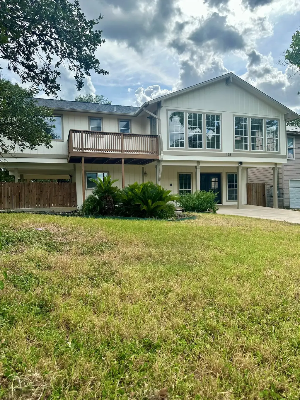 178 Mary Ann Drive, Canyon Lake