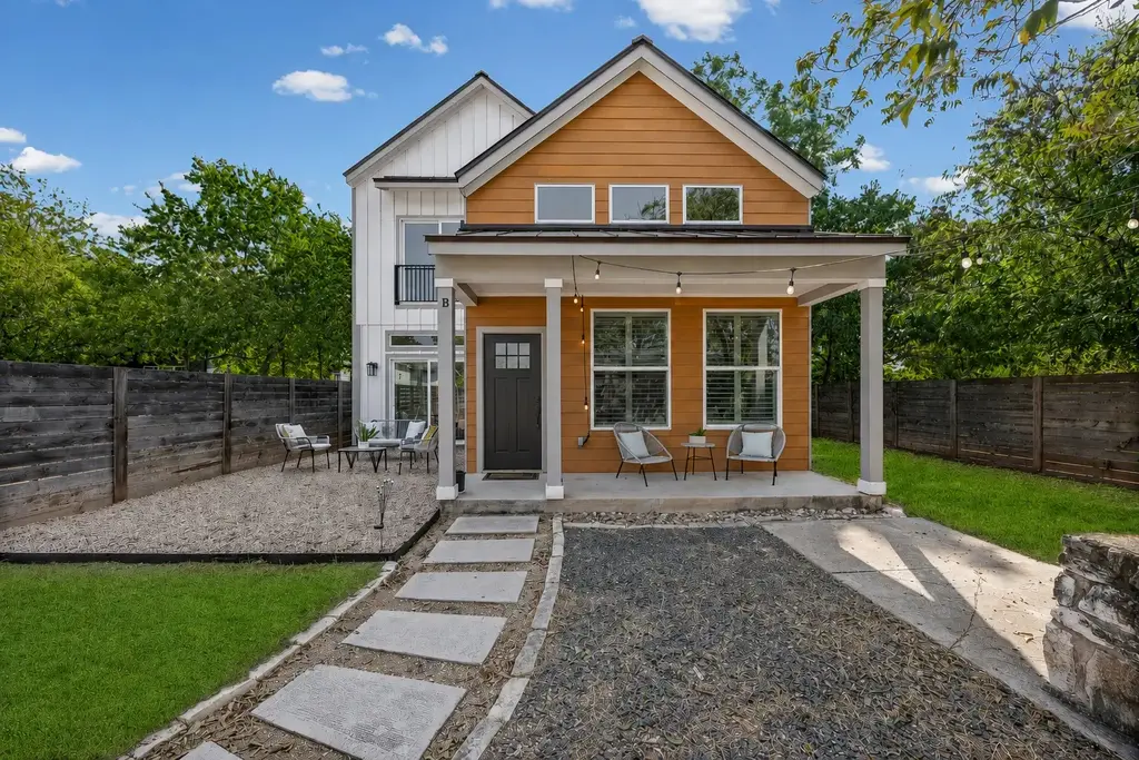 1609 Deloney Street B, Austin