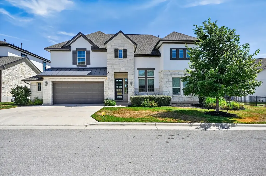 2400 Sunset Vista Circle 39, Spicewood