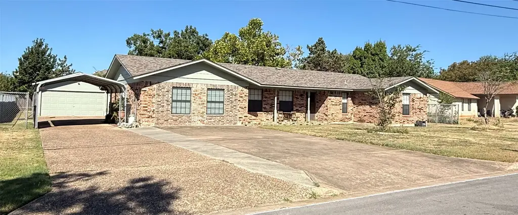 205 Parkway Drive, Cedar Park