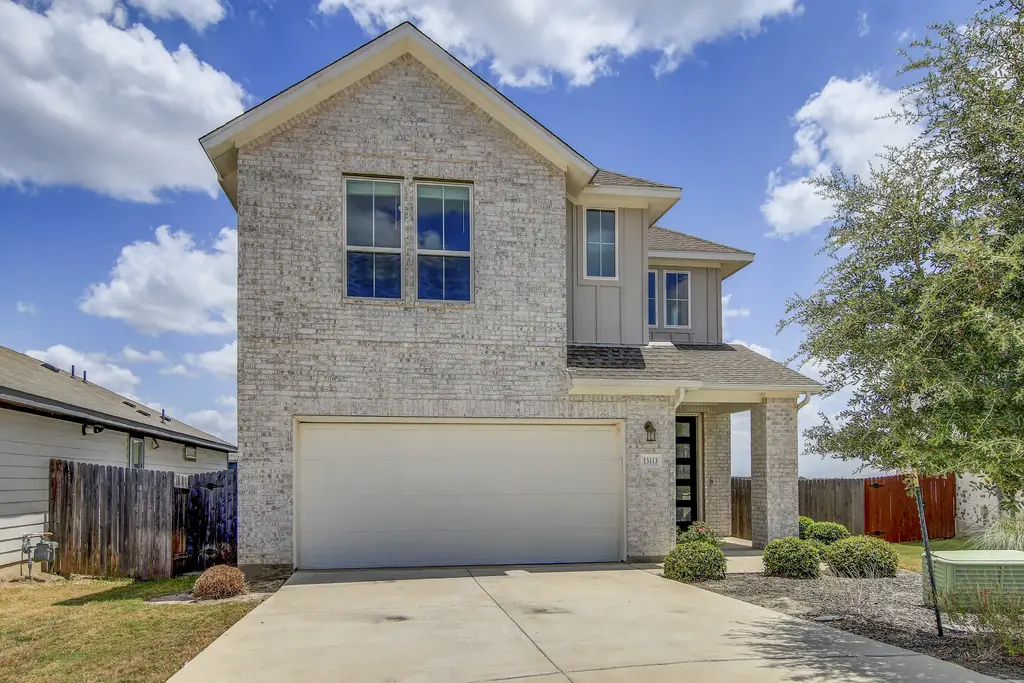 13113 Barrister Lane, Buda