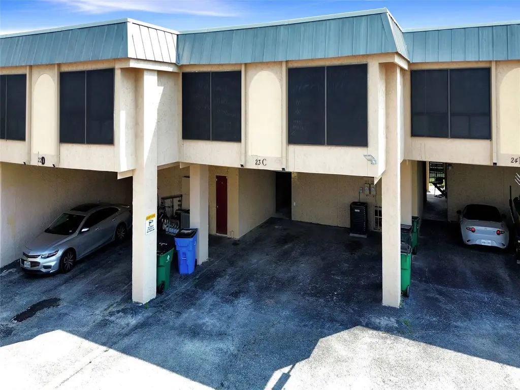 5920 Lago Vista Way C-23, Lago Vista
