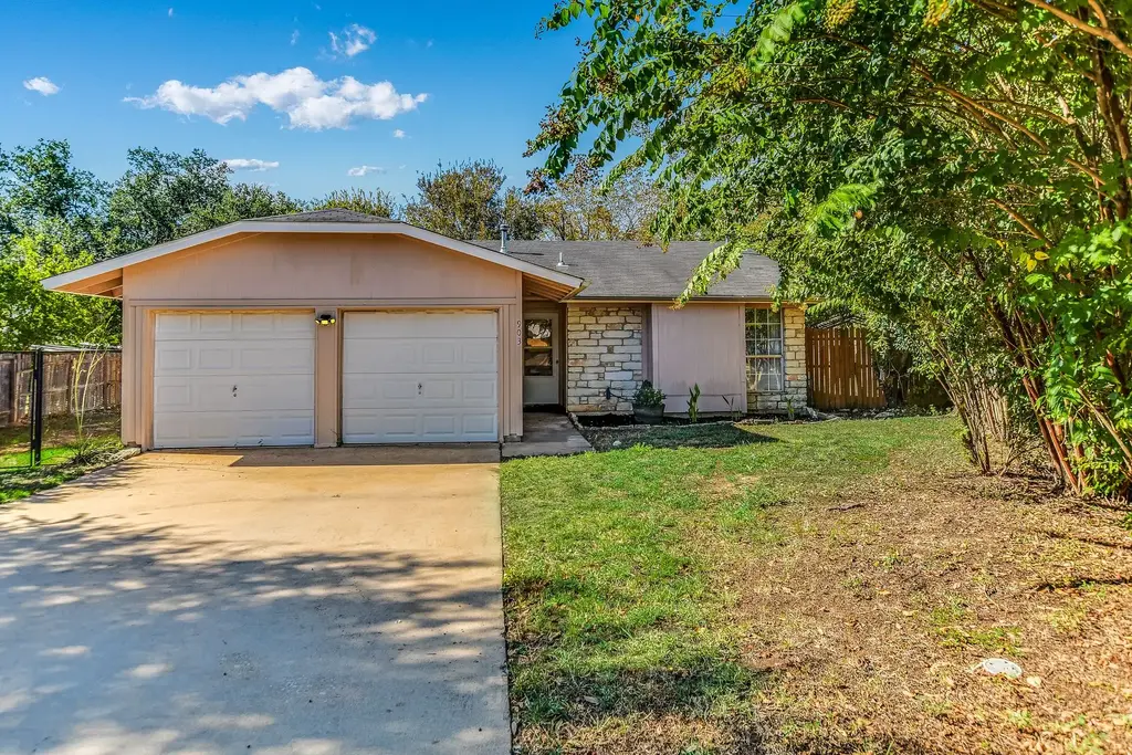 903 Burnt Oak Court, Cedar Park