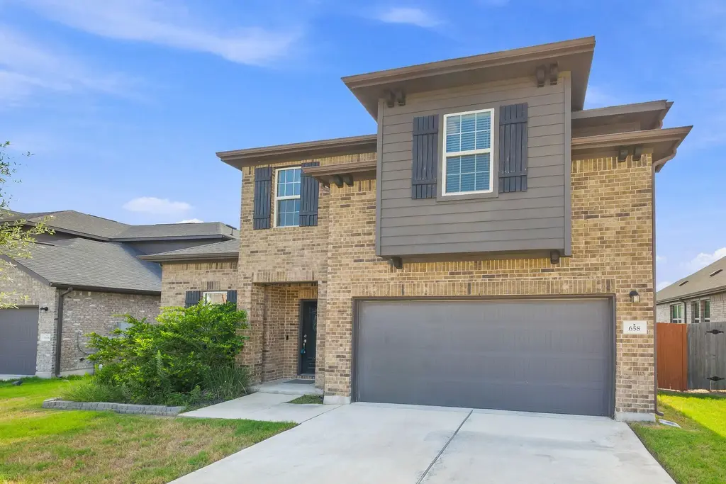 658 Cherrystone Loop, Buda