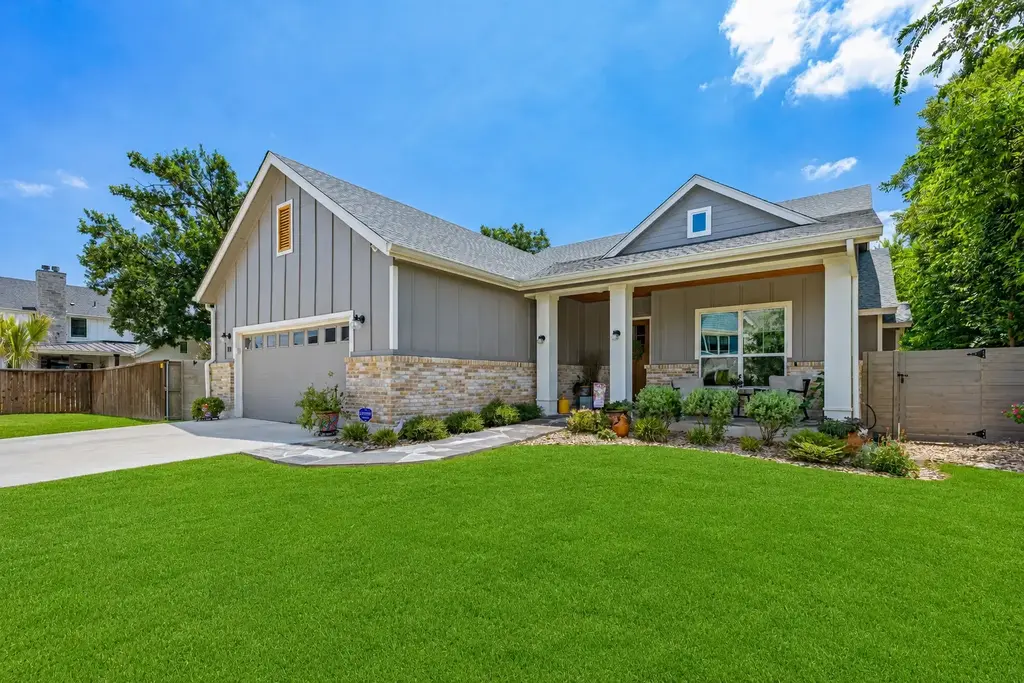 113 Retreat Place, Georgetown