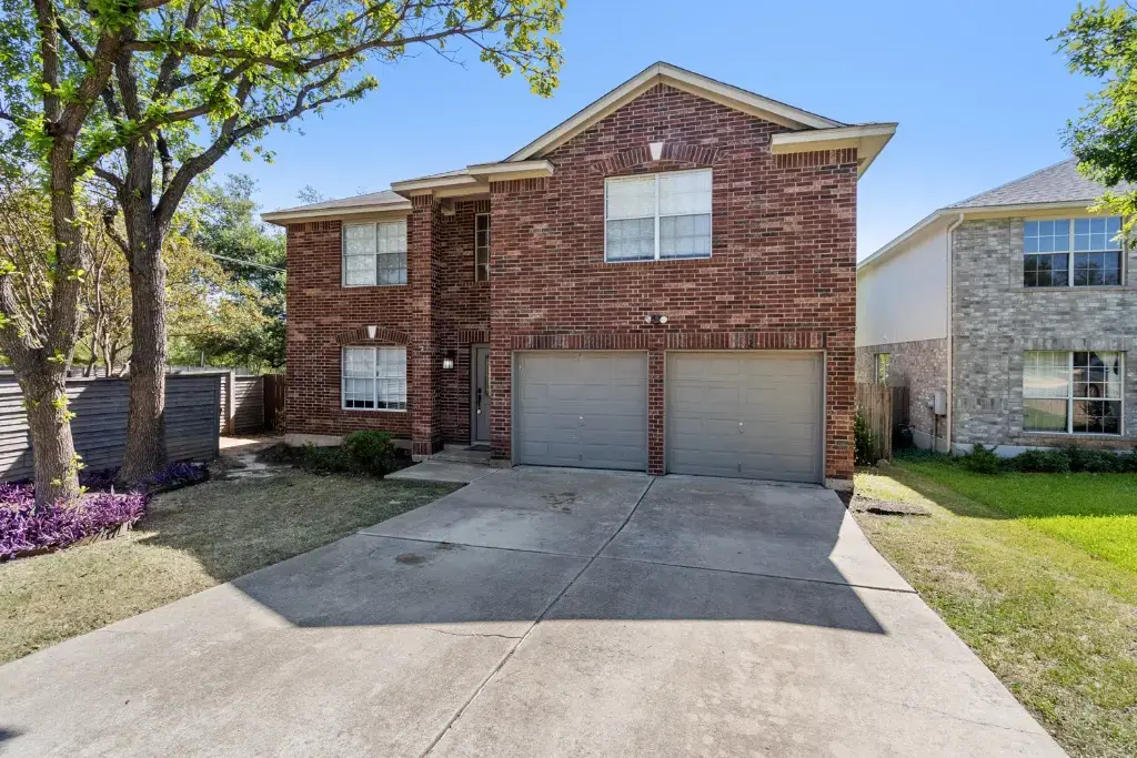 8001 Brienne Drive, Round Rock