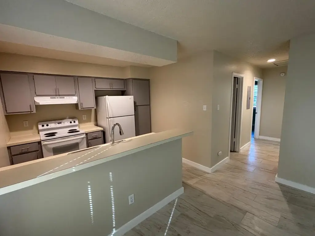 4609 E 12th Street 4, Austin