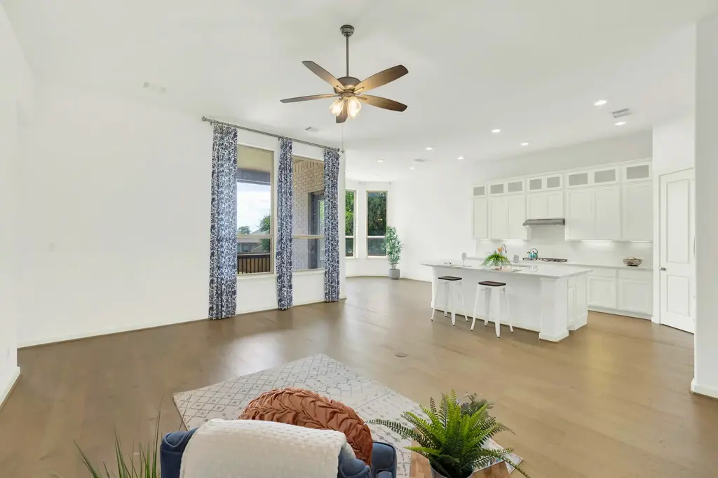 209 Lady Bug Road, San Marcos