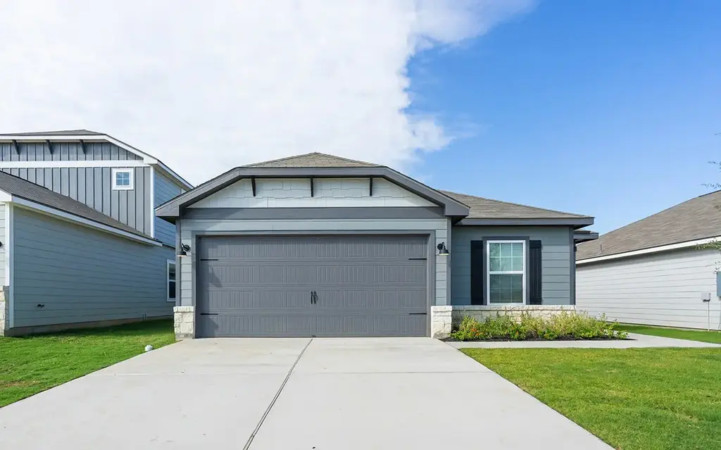 237 W Luna Blue Lane, Jarrell