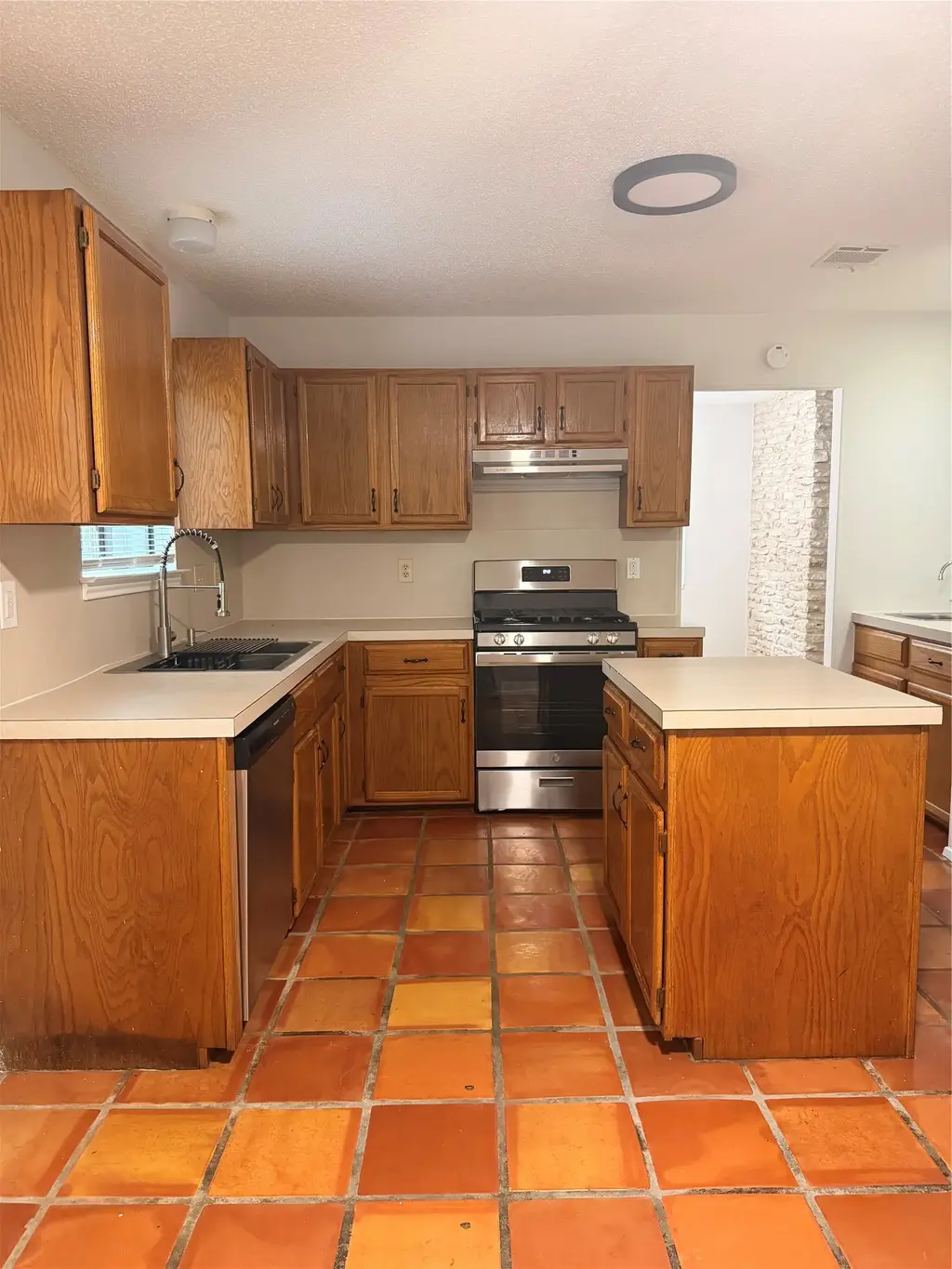 305 Cluck Creek Trail, Cedar Park