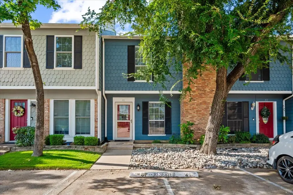 41 Abbey Road, Euless