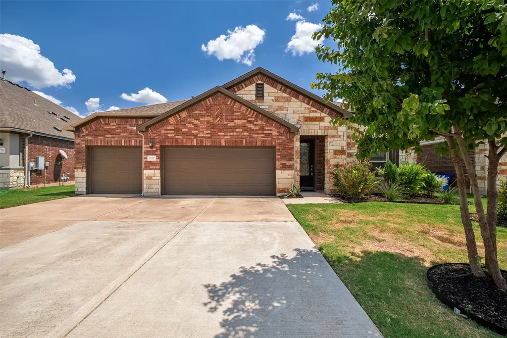 17717 Silent Harbor Loop, Pflugerville