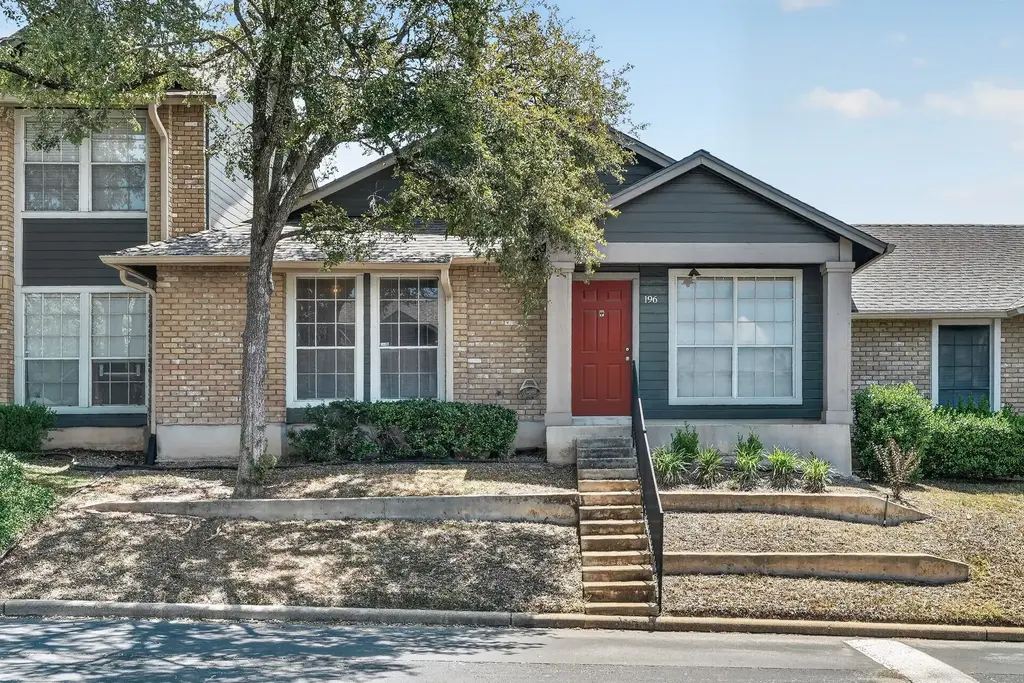 1015 E Yager Lane 196, Austin