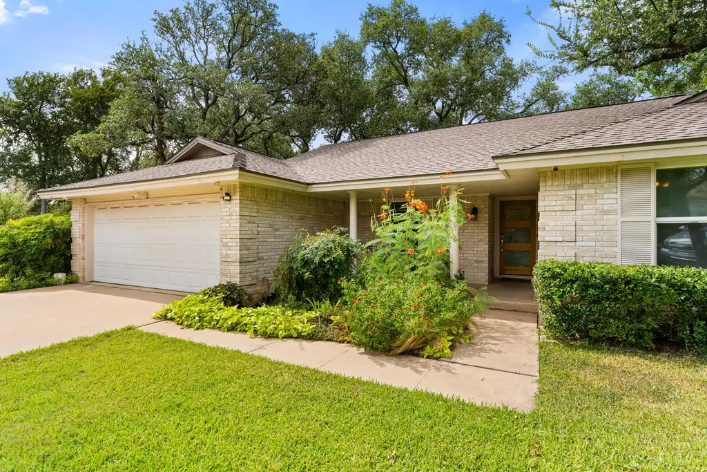 9702 Beauchamp Square, Austin