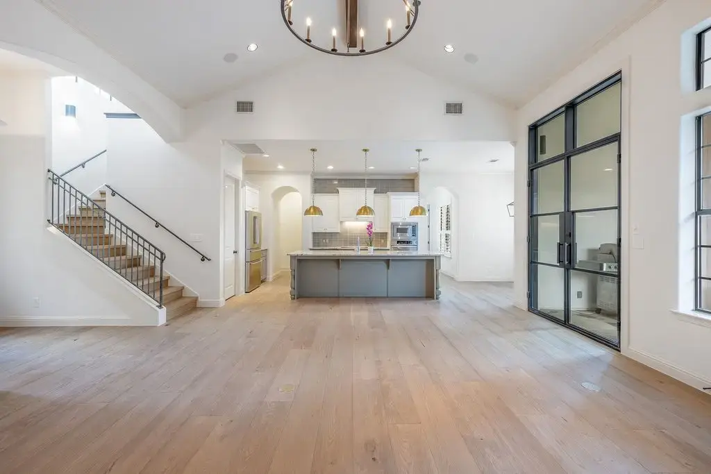 114 Golden Bear Drive, Austin