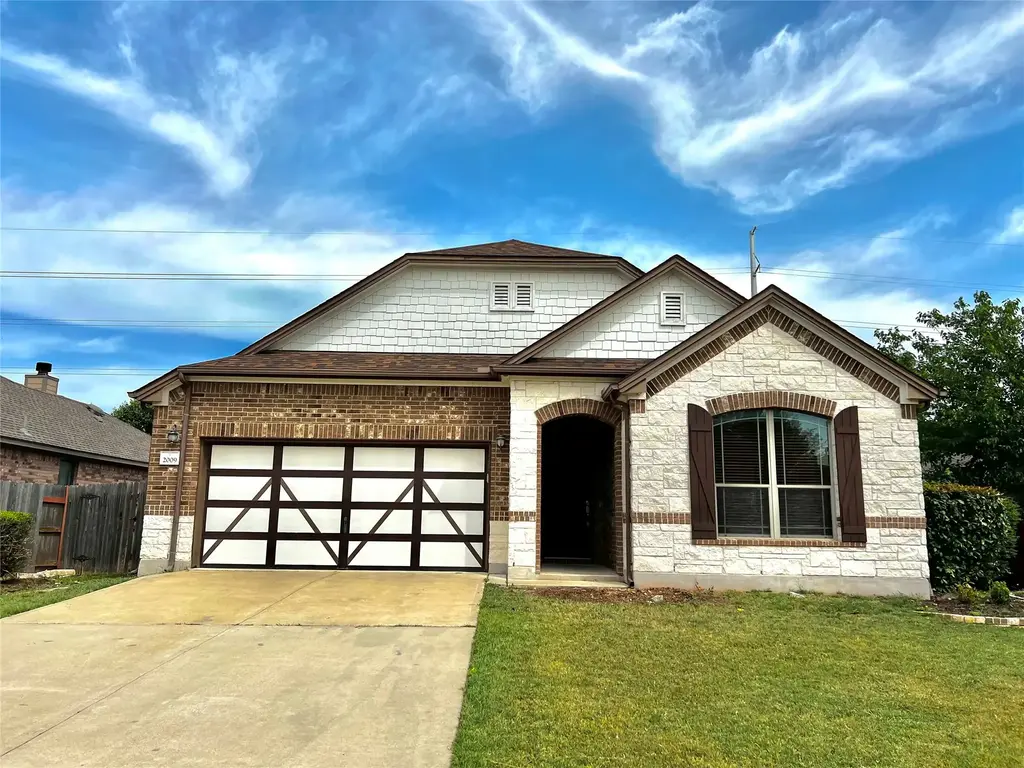 2009 Woodway Drive, Leander