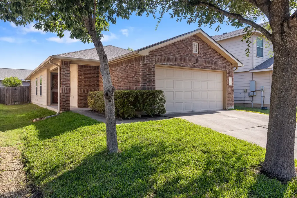 148 Grazing Horse Lane, Manchaca