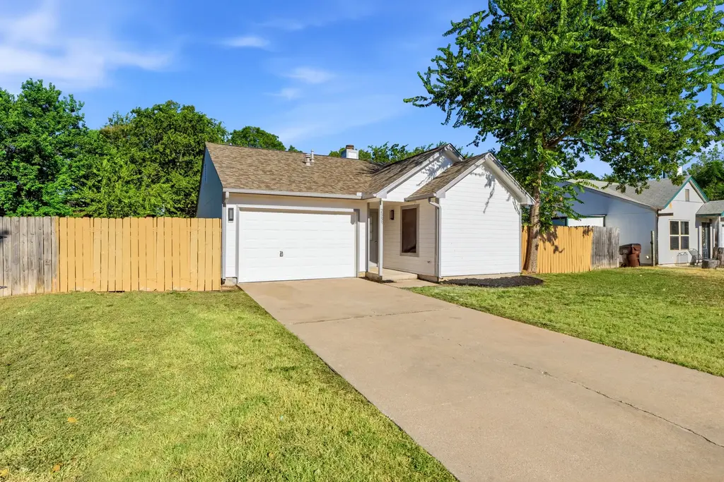 2000 Andover Drive, Round Rock