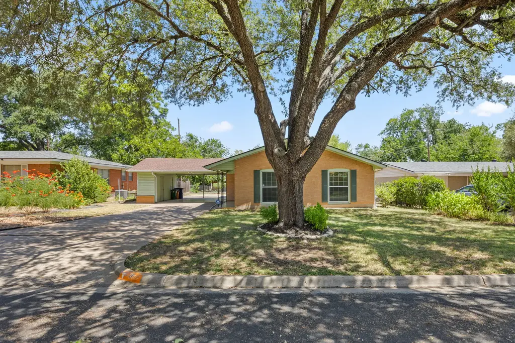 1702 Ridgemont Drive, Austin
