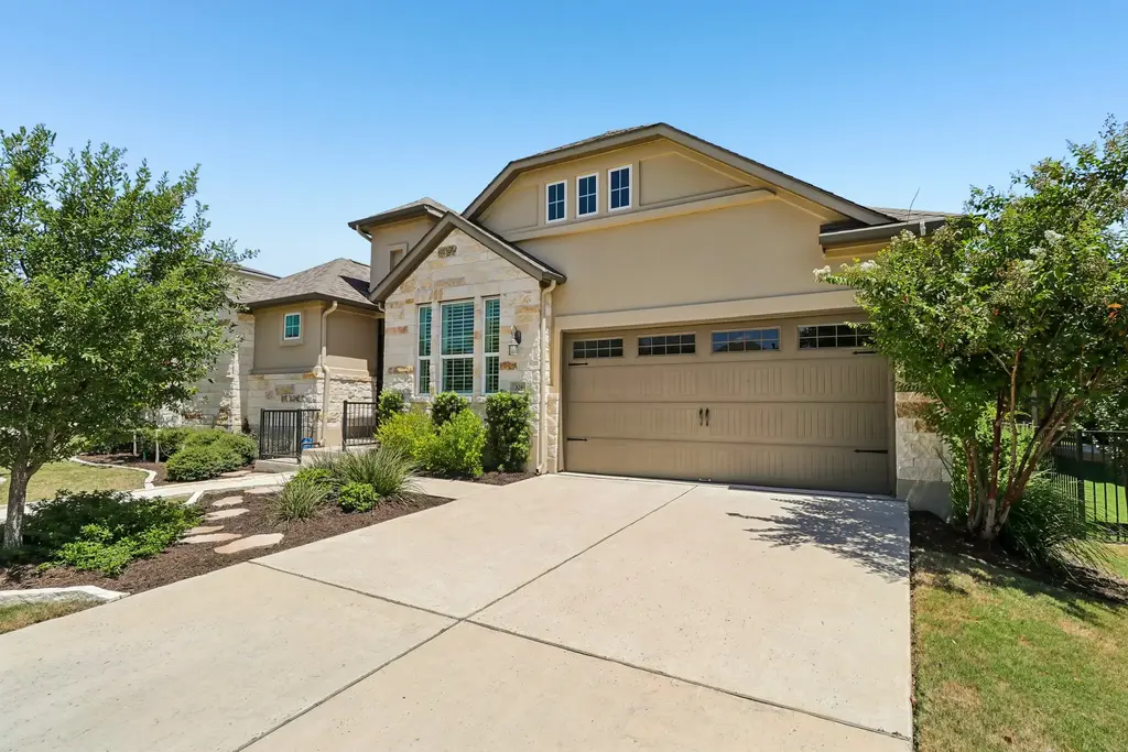326 Mendocino Lane, Austin