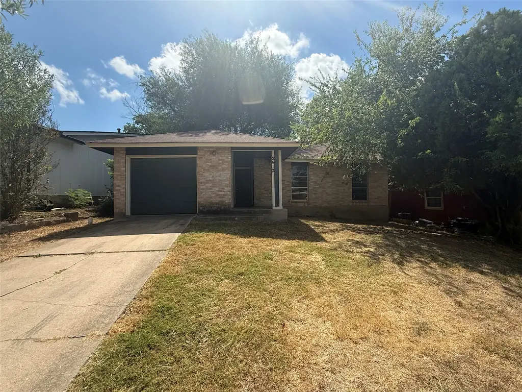 2412 Village Walk, Austin