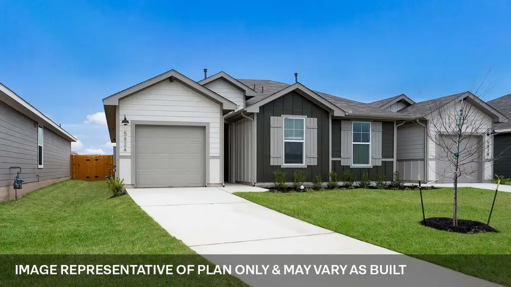 157a Harrison Crossing, Uhland