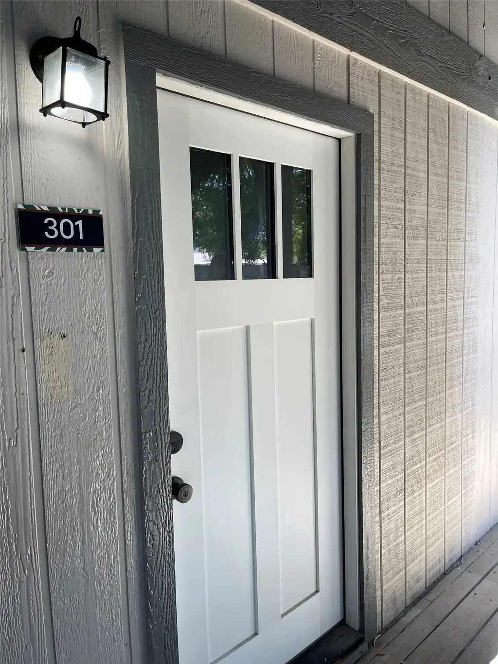 2410 Longview Street 301, Austin