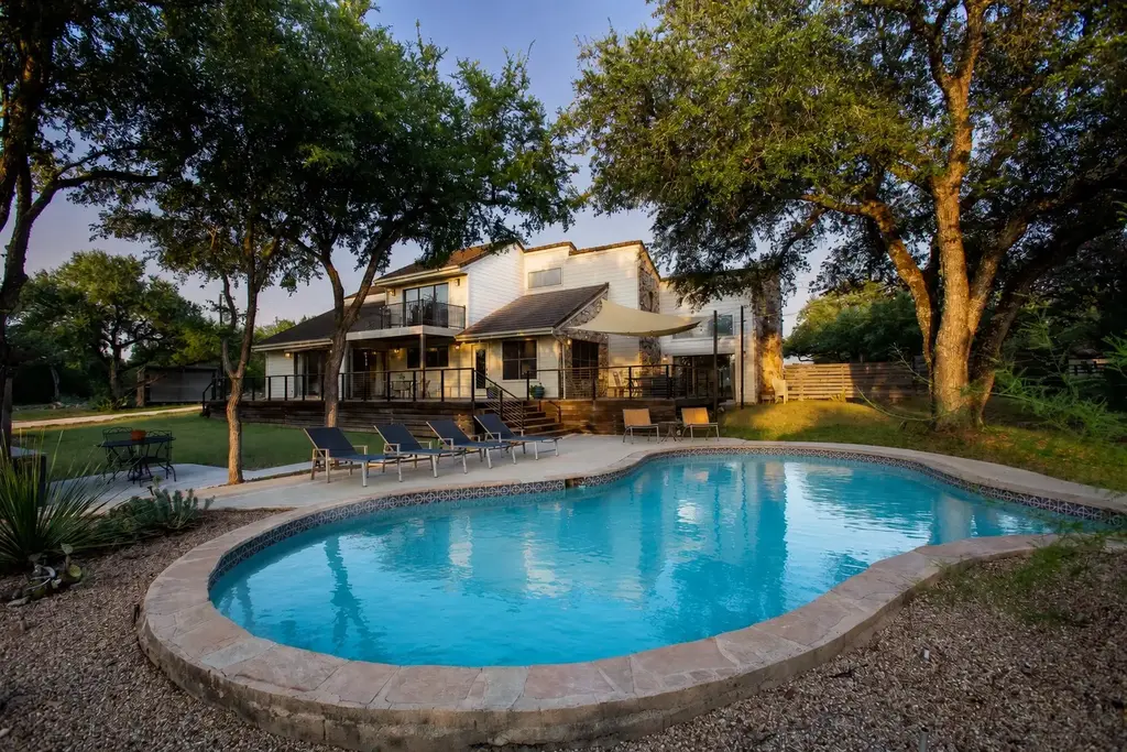 14900 Crosscreek Drive, Austin