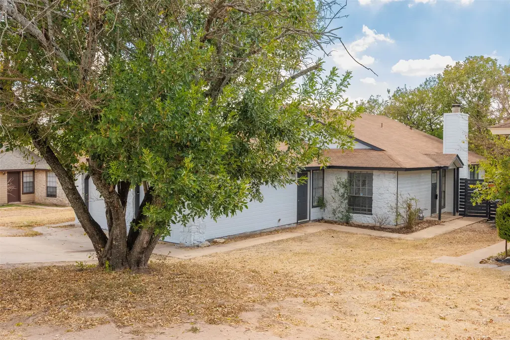 1905 Margalene Way A, Austin