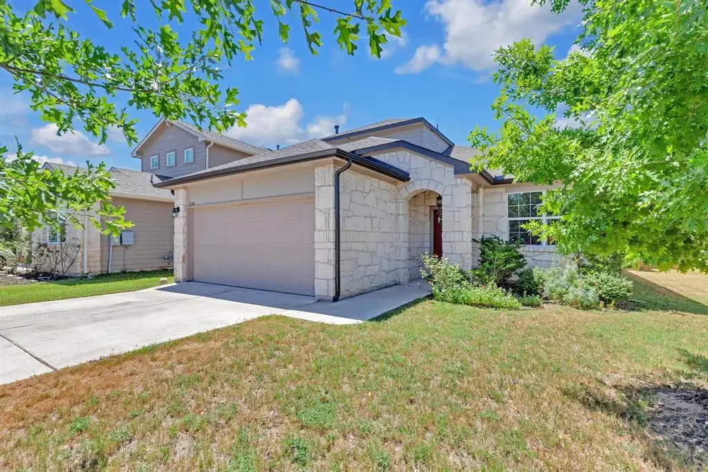 228 Baron Creek Trail, Bastrop