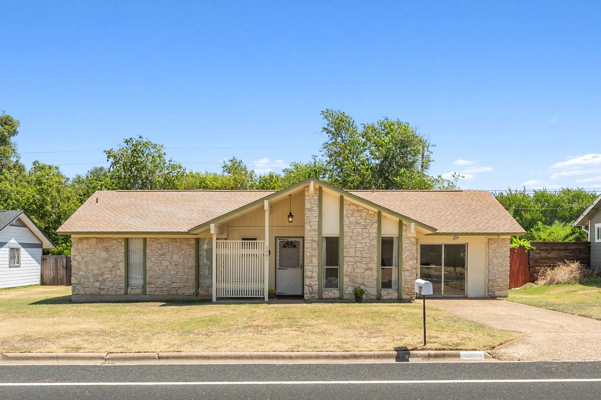 Photo of Listing #2862208