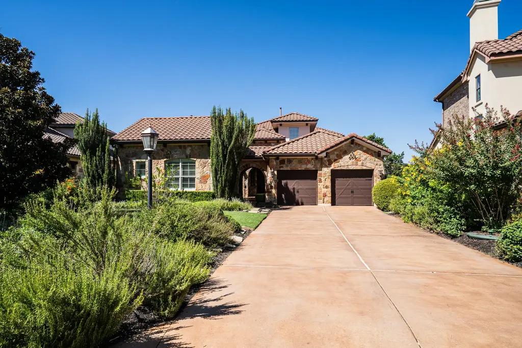 121 Feritti Drive, Lakeway