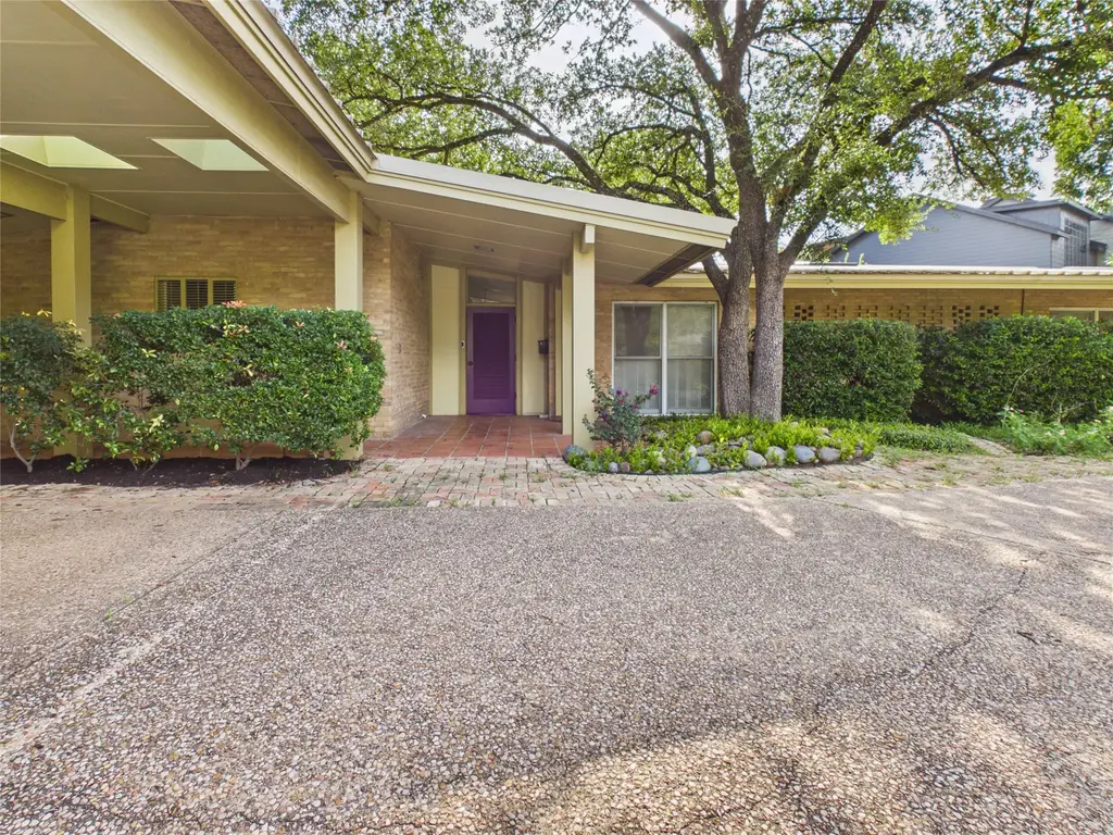 1202 Belmont Parkway, Austin