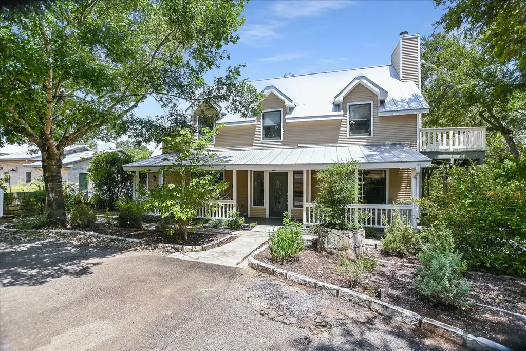 201 Sundown Lane, Wimberley