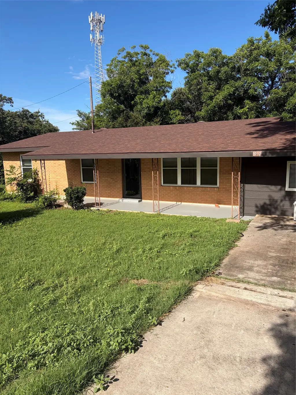 1012 N Water Street, Burnet