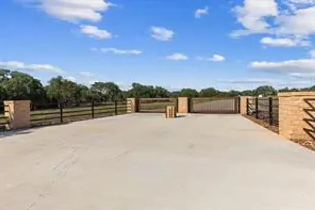 Lot 7 Rifle Ridge, Burnet
