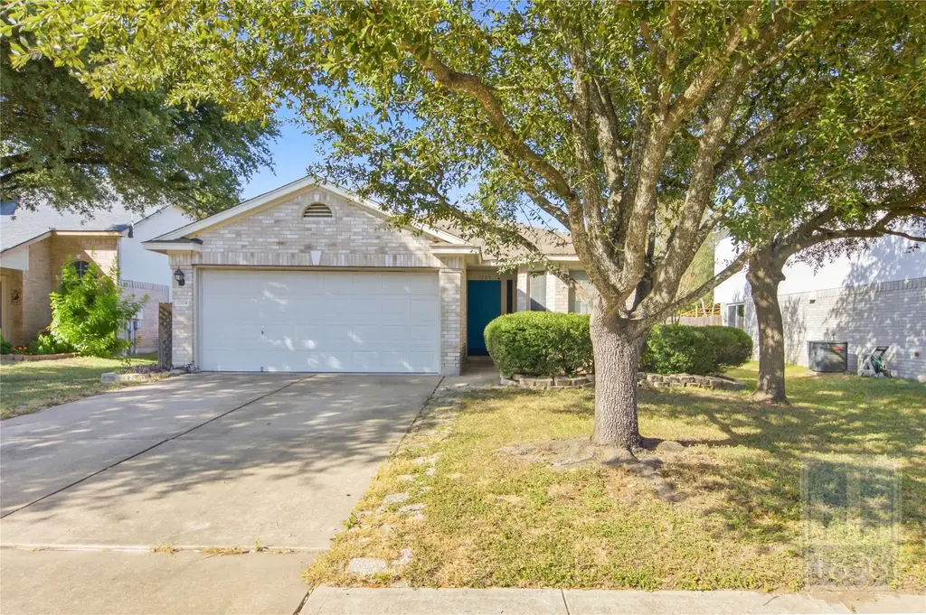 1704 Chinati Mountain Trail, Round Rock