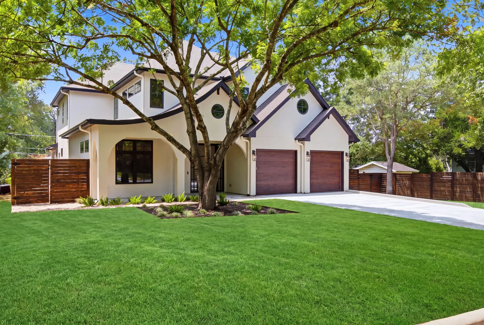 Photo of Listing #8615430