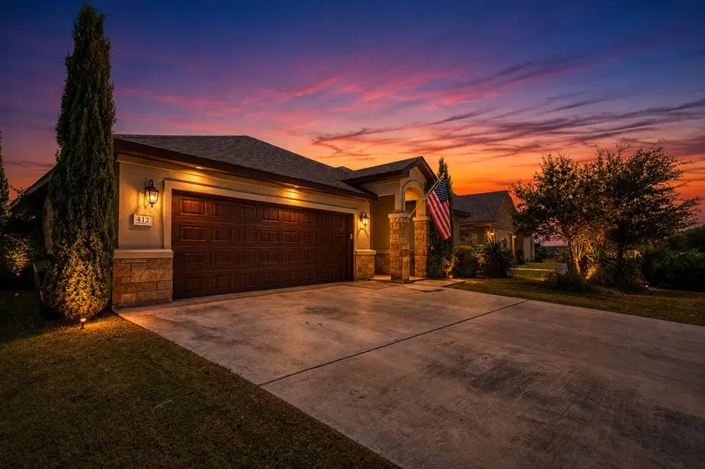 412 Jake Drive, Jarrell