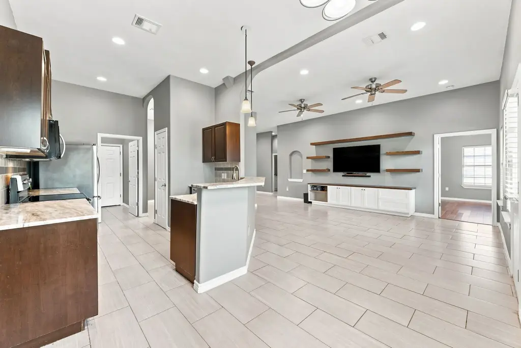 2302 Yellow Bird Trail, Austin