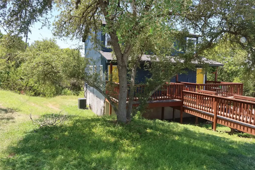 6914 Rifle Bend A, Austin