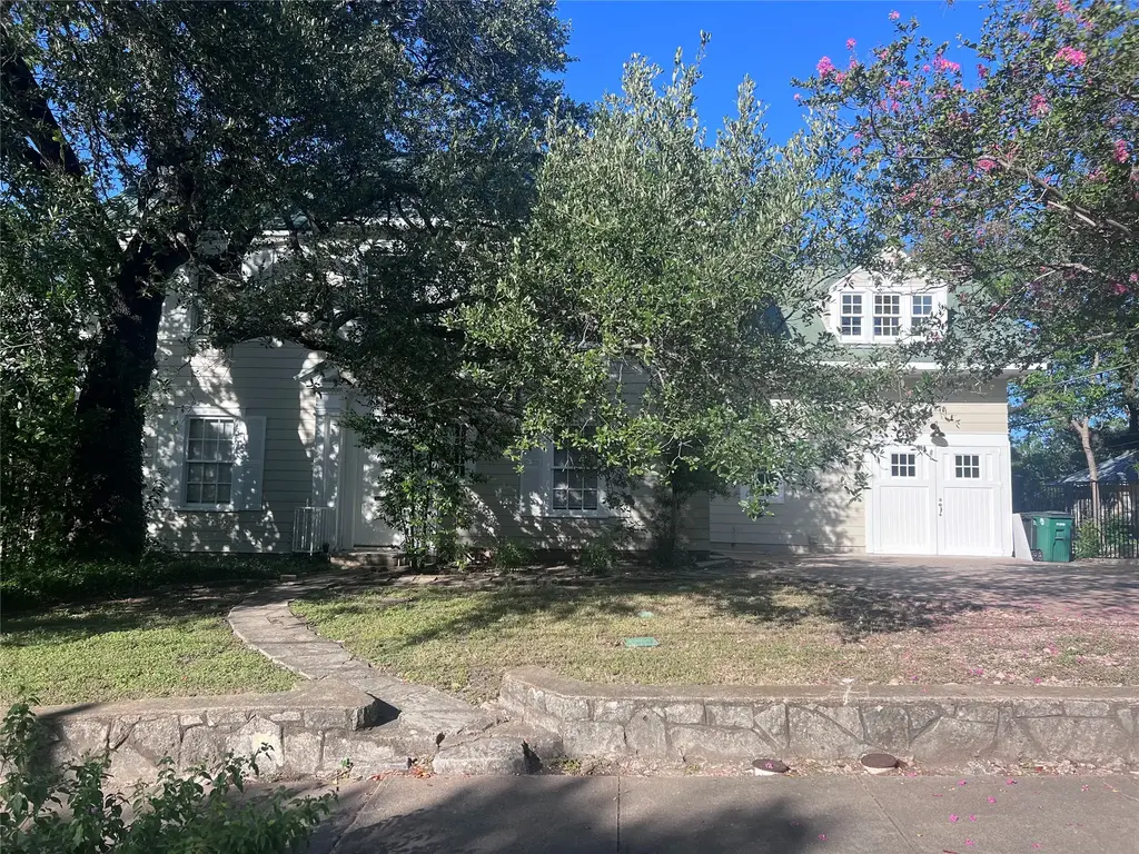 305 Moore Boulevard A, Austin