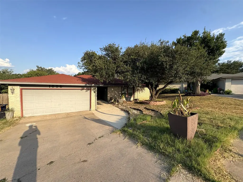 1006 Wisteria Circle, Austin