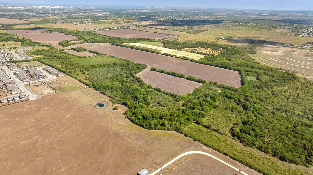 Dairy Rd, Kyle