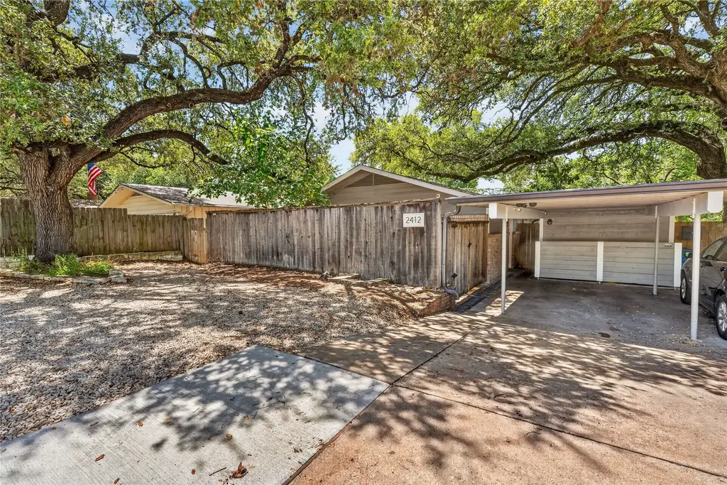 2412 S 5th Street A, Austin