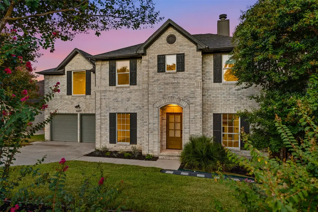6607 Lost Horizon Drive, Austin