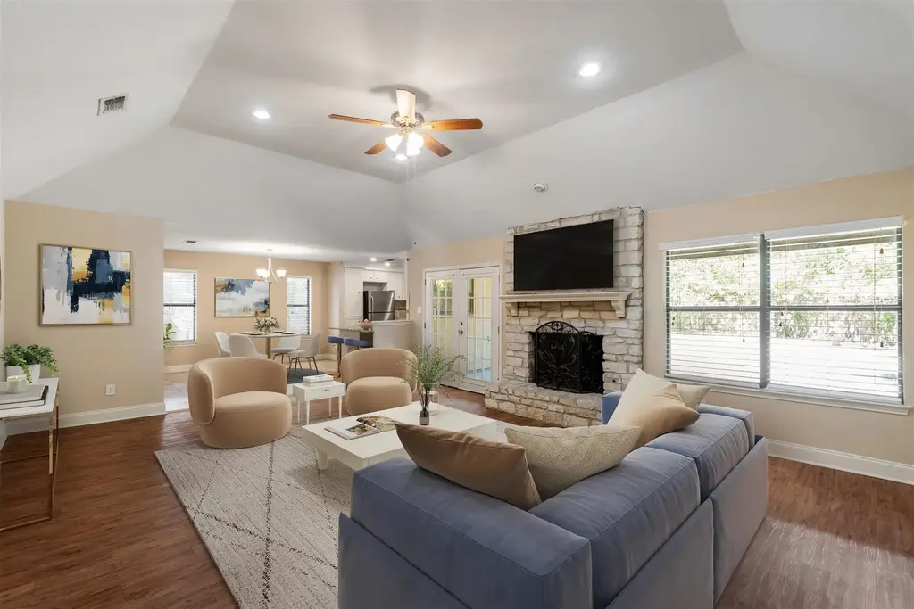 4906 Tannehill Lane, Austin