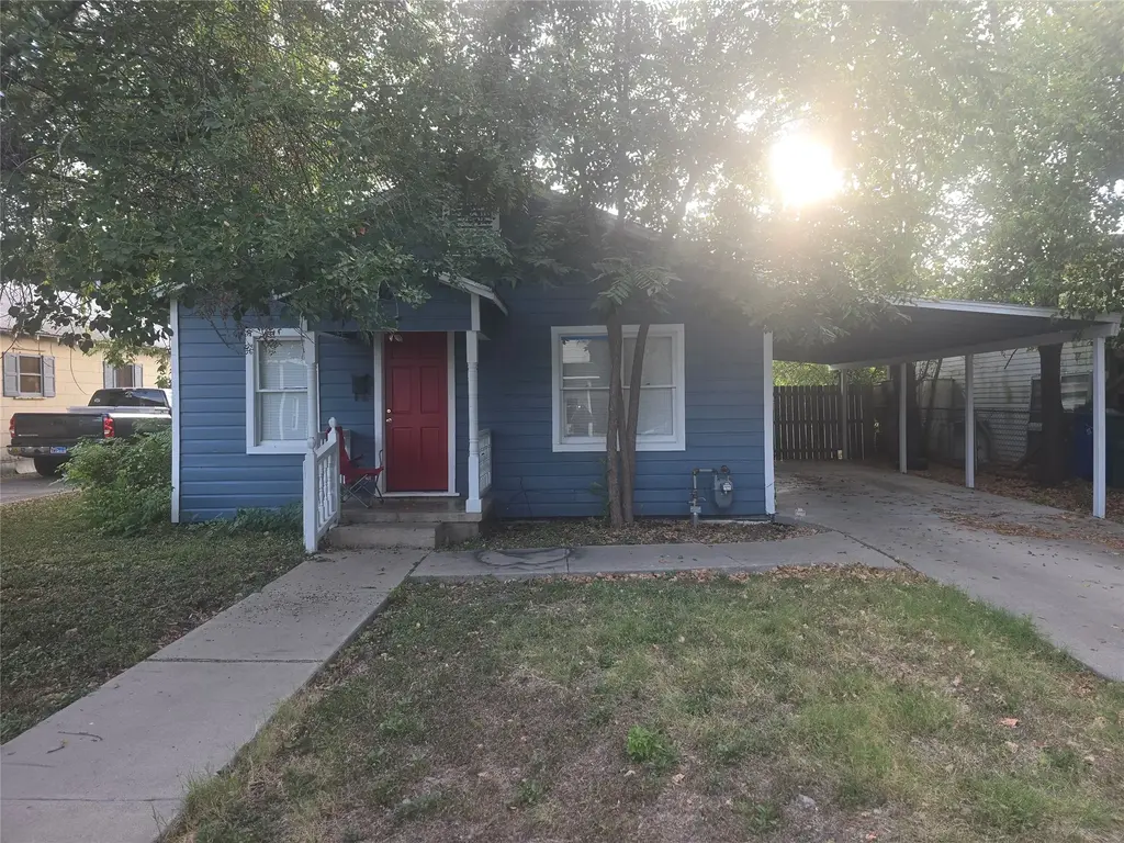 804 Lexington Street, Taylor