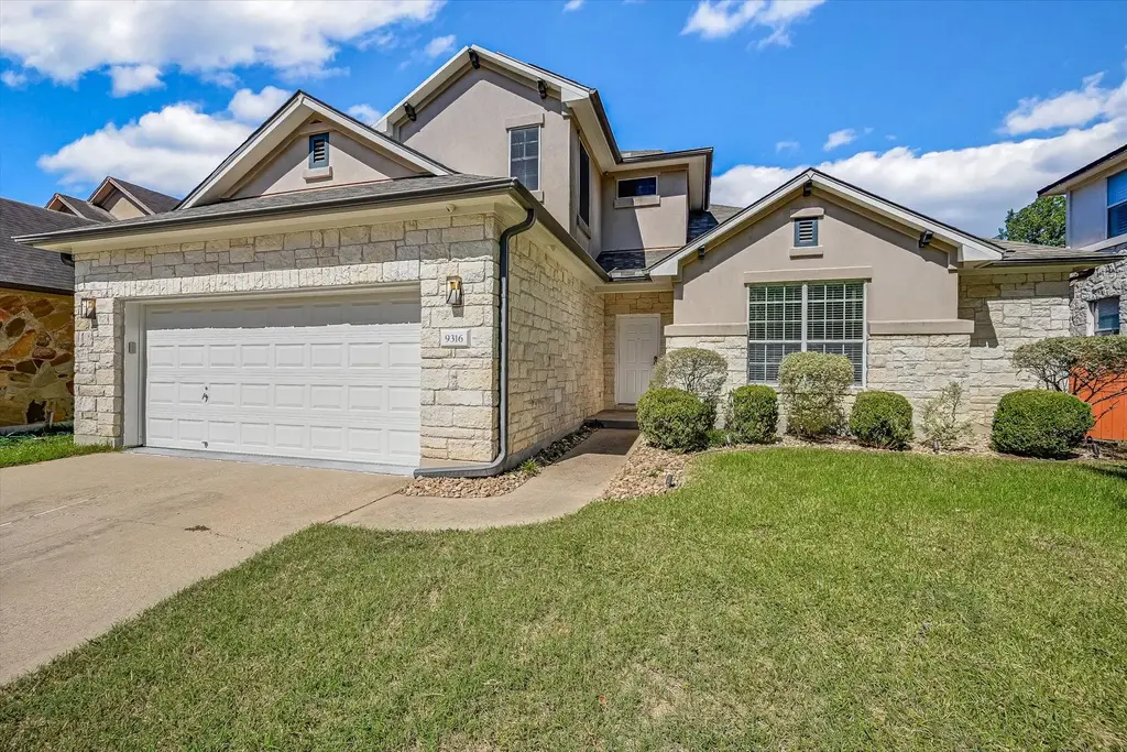 9316 Bavaria Lane, Austin