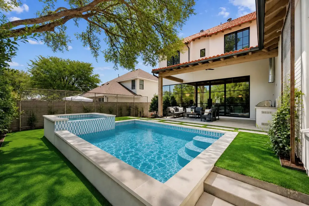 2114 W 11th Street, Austin